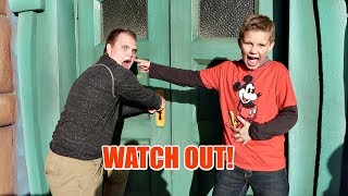 PRANKING UNCLE DEREK AT DISNEYLAND!