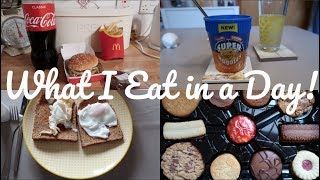 Realistic What I Eat in a Day - McDonalds & Chocolate Biscuits!