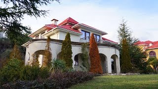 Продажа коттеджа на берегу моря в Ливадии