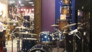 Guitar Center Drum-Off Store Finals 2013 Winner Solo - "Wanna Be Startin' Samba" - G Beasty