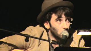Damien Saez (25 juin 2008 - Paris - Bouffes du Nord) 01 - Varsovie