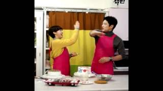 Galeria Ots Take Care of Us, Captain(Koo Hye Sun-Ji Jin Hee) J-Walk-Opposite