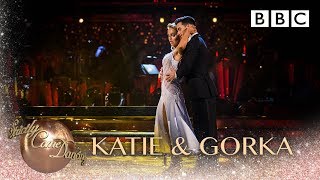 Katie Piper & Gorka Marquez dance the Waltz to When We Were Young - BBC Strictly 2018