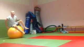 Копия видео Упражнение для борцов на фитболе   Exercises for wrestlers of fitball