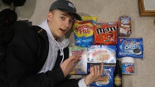 BRITISH BOYS TRY AMERICAN CANDY!!