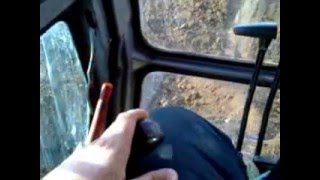 как управлять экскаватором(how to operate an excavator)
