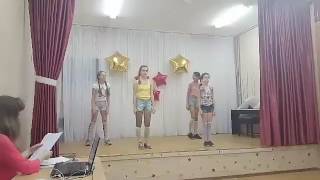 Прикольный танец и лёгкие движения ?