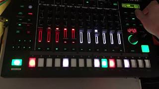 Roland TR-8S, Akai S900 sampler LIVE~!! d:} pure S900 filter and 12-bit sounds