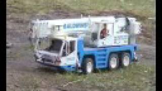 Lego Mobile Crane Demag AC50-1 Driving Uphill