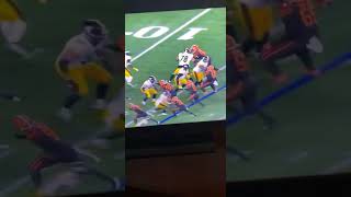 Myles Garrett hits Mason Rudolph with Helmet Thursday night football