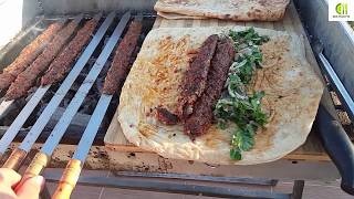 EVDE ADANA KEBAB NASIL YAPILIR - ADANA KEBAP HAZIRLANIŞI - KES PİŞİR YE - PRATİK MANGAL - MAGALDA ET