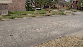 Dad charged for slapping daughter's bully