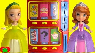 Princess Sofia the First Gets Vending Machine Surprises With Amber
