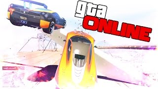 СКОРОСТНЫЕ МАШИНЫ ГОНЯЮТ НА НЕРЕАЛЬНЫХ РАМПАХ В GTA 5 ONLINE ( ГТА 5 ONLINE )