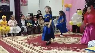 Индийский танец Мани мани Балауса 5 лет