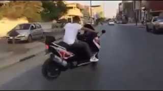 Yamaha T-Max 500 Drifting