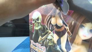 Unboxing Dragon's Crown Sorceress Statue