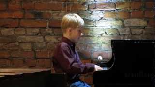 T. Salutrinskai shepherd plays  Starostin Mishail Т. Салютринская Пастух
