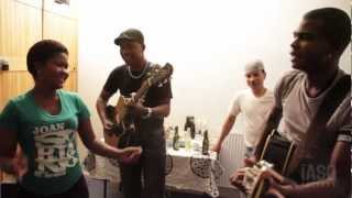 Tu no ta pa mi bachata - Familia Soriano - Jamming backstage