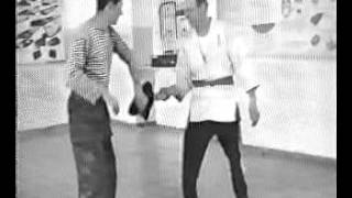Кадры из хроники. Подполковник ГРУ Лавров А.Л.