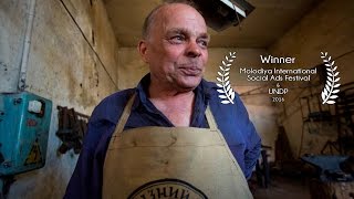 Залізний лев / Iron lion / соціальна реклама про переселенців