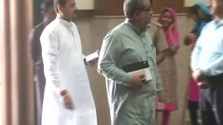 12th Day of Yogi govt: Meeting at Lok Bhawan to begin shortly
