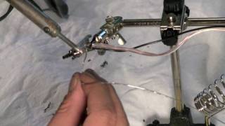 How to build a Headphone/Speaker switch for your home studio