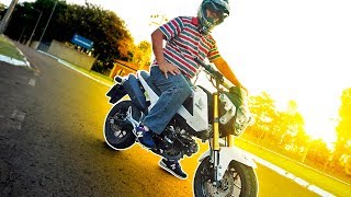MEU PAI ANDANDO DE MINI HORNET