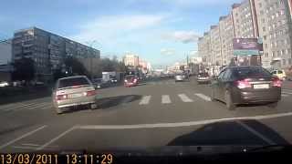 Чуть чуть и дтп (Челябинск, Комсомольский пр.)