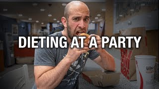 Jordan Syatt - How To Stay On Track With Your Diet At a Party
