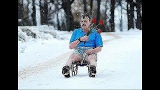 Прикольное поздравление с 8 марта!!!