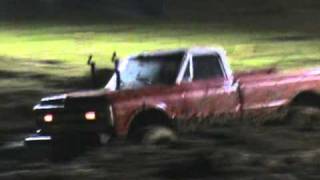 "Old School" Mud Truck 2010