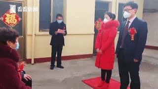 Đám cưới vội vã mùa dịch bệnh: Chỉ có 5 người bao gồm cả 2 nhân vật chính, kết thúc sau 10 phút vì