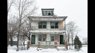 She Bought This Decaying Abandoned House  But How She Brought it Back to Life Is Beyond Awesome
