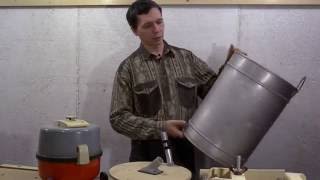 Как сделать простой стружкоотсос своими руками. Simple dust collector.