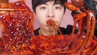 MUKBANG | 핵불닭 꿈틀꿈틀 산낙지 + 팽이버섯 리얼사운드 먹방 Hot Spicy Raw Octopus + Mushrooms ASMR Eating Hoony