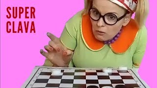ШАШКИ ЧАПАЕВ Вот как нужно играть в шашки! Чапаев в исполнении Клавы.
