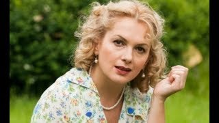 «Загадочно так стоит, неужели новая беременность?»: 45-летняя Мария Порошина создала интригу в Сети