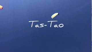 Крым. Тас-Тао. Полёты на парапланах.