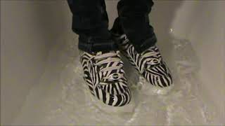 Wetlook with my white platform Buffalo Zebra for Flocflocus