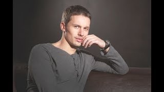 Какая солнечная пара: звезда сериала «Практика» Эльдар Лебедев показал фото с красавицей-супругой