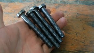точим болты на токарном станке /sharpen the bolts on a lathe