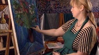 Елена Лопасова рисует на наждачной бумаге