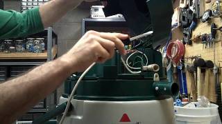 Removing the Top From the Bissell Green Machine
