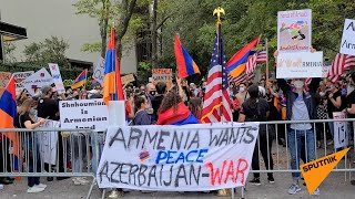 Акция протеста возле офиса ООН в Нью Йорке