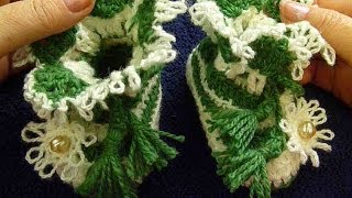 Пинетки теплые для новорожденного малыша, связанные крючком/ Crochet baby's booties.