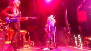 Mad T Party - "Hit me baby/It's Gonna Be Me" - March 9, 2014