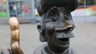 Экскурсия по Колпино: там, где живет почтальон Печкин | Интересные памятники героев "Простоквашино"