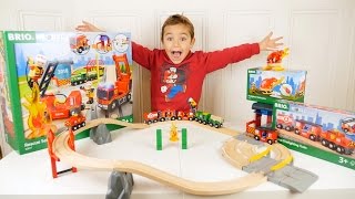 JOUETS - GRAND CIRCUIT de TRAINS BRIO - POMPIERS et SECOURISTES ?