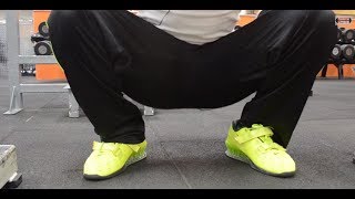 Foot Position During Squat - Feet Forward vs Out